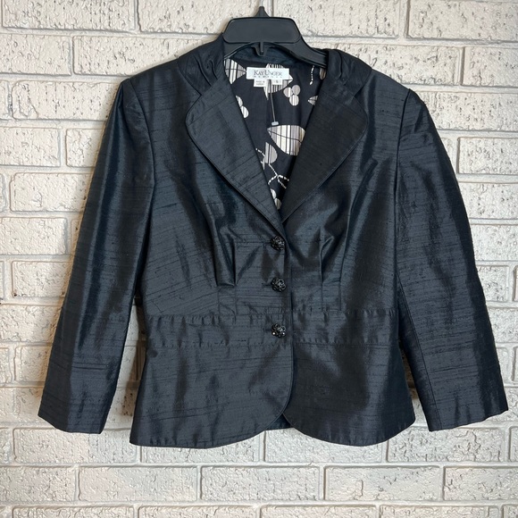Kay Unger Jackets & Blazers - Kay Unger Black 100% Silk 3 Button Fitted Blazer size 8 lined